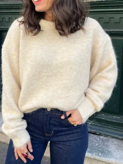 Shop Loëla Pull Fanny