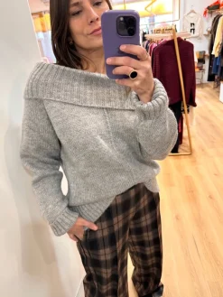 Shop Loëla Pull Lejunon GRIS