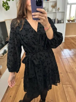 Shop Loëla Robe Silene