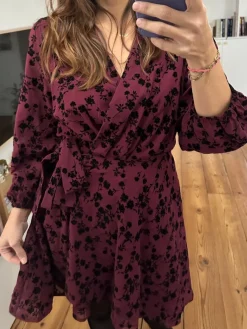 Shop Loëla Robe Silene