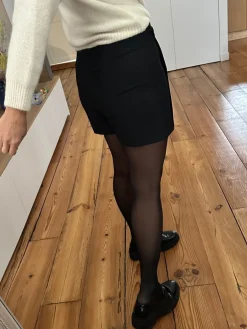 Cheap Loëla Short Marina NOIR